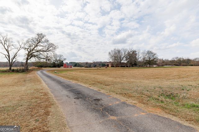 1719 Hwy 98, Danielsville, GA 30633