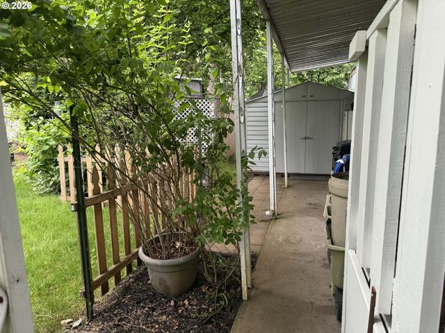 27645 SNYDER Rd 14, Junction City, OR 97448
