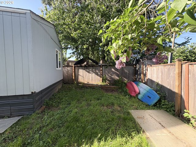 27645 SNYDER Rd 14, Junction City, OR 97448