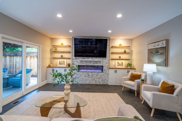 15915 La Escuela Court, Morgan Hill, CA 95037
