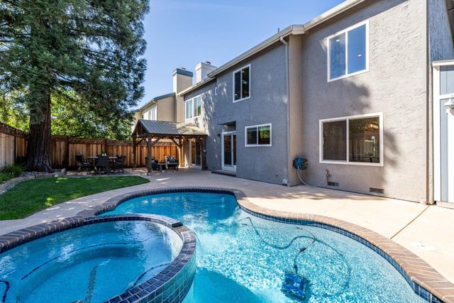 15915 La Escuela Court, Morgan Hill, CA 95037