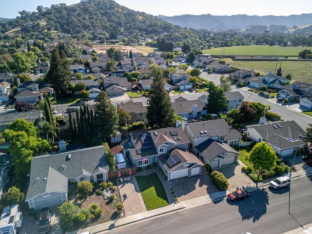 15915 La Escuela Court, Morgan Hill, CA 95037
