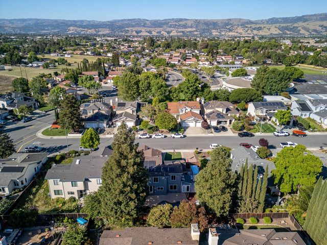 15915 La Escuela Court, Morgan Hill, CA 95037