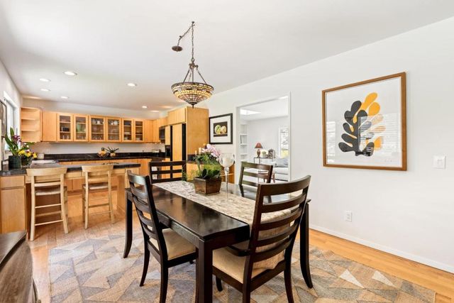 6970 Lakeview Drive, Salinas, CA 93907