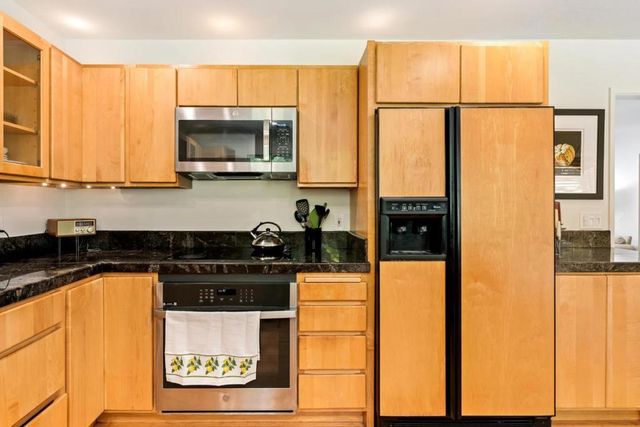 6970 Lakeview Drive, Salinas, CA 93907