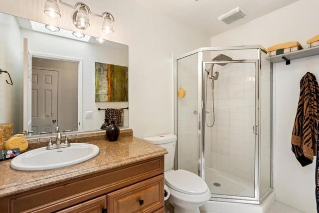 6970 Lakeview Drive, Salinas, CA 93907