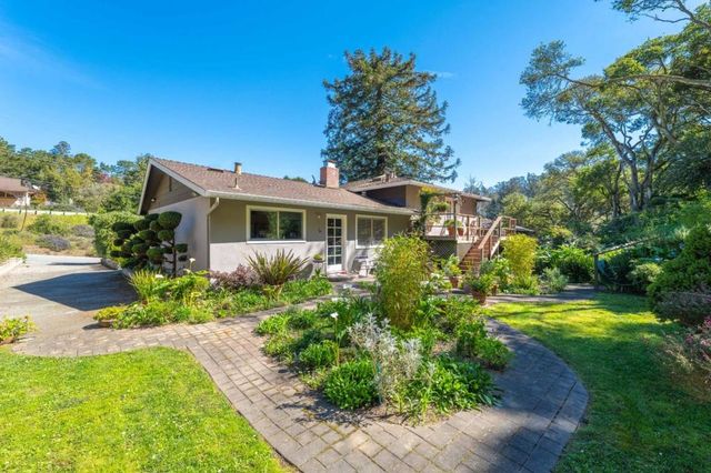 6970 Lakeview Drive, Salinas, CA 93907