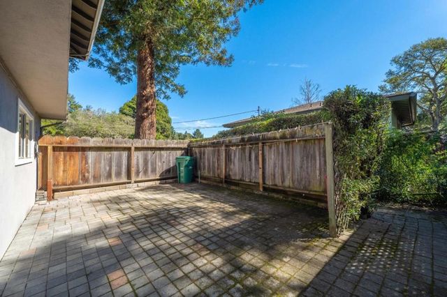 6970 Lakeview Drive, Salinas, CA 93907