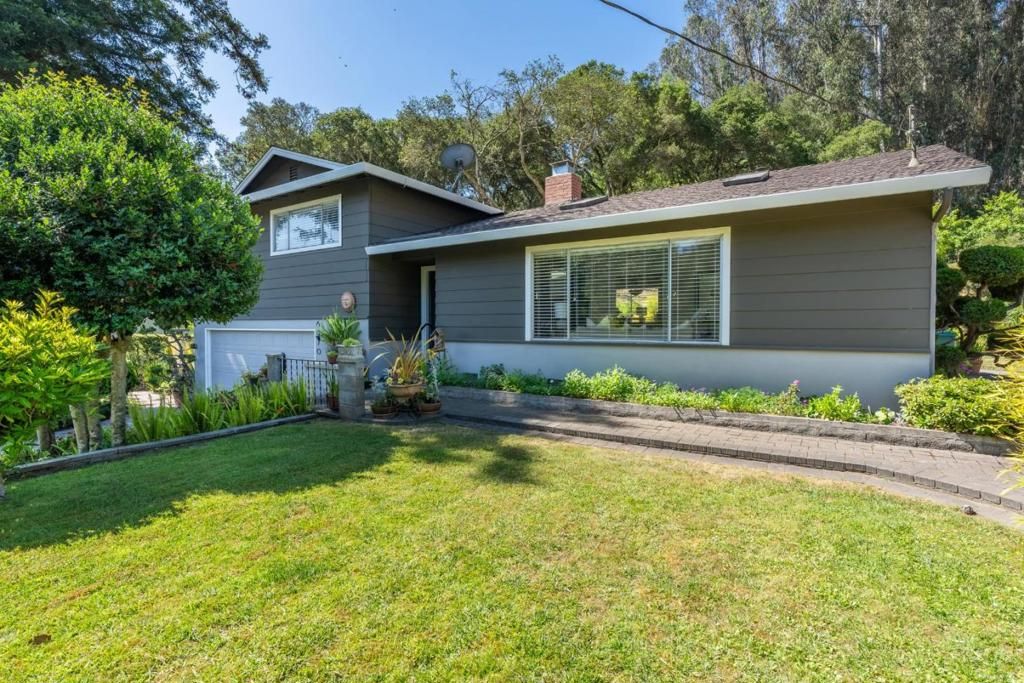 6970 Lakeview Drive, Salinas, CA 93907