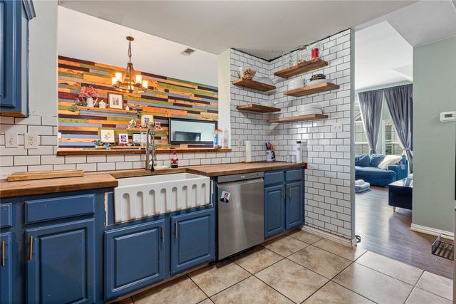 810 Maples Avenue, Mckinney, TX 75069