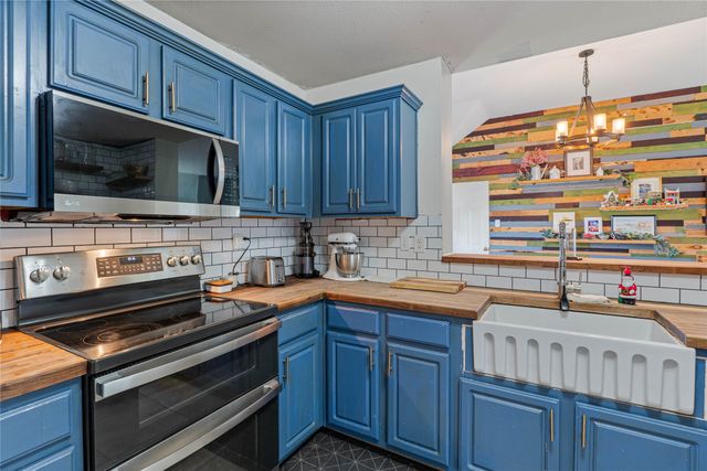 810 Maples Avenue, Mckinney, TX 75069