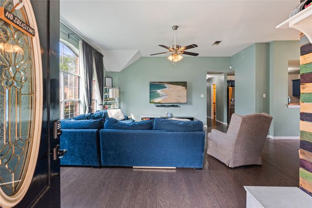 810 Maples Avenue, Mckinney, TX 75069