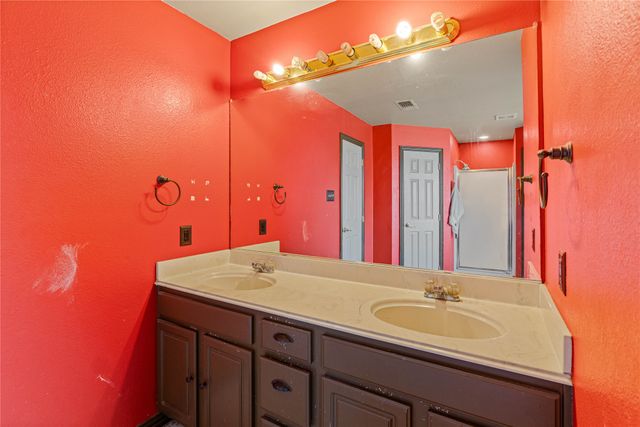 810 Maples Avenue, Mckinney, TX 75069