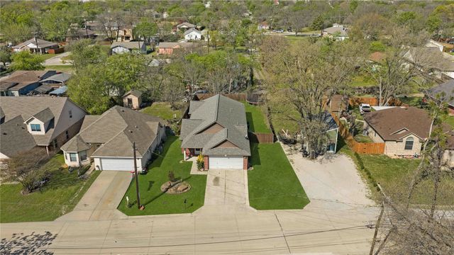 810 Maples Avenue, Mckinney, TX 75069