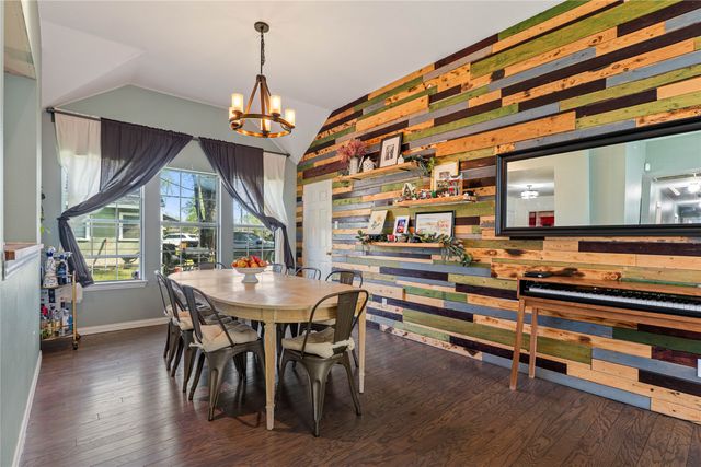 810 Maples Avenue, Mckinney, TX 75069