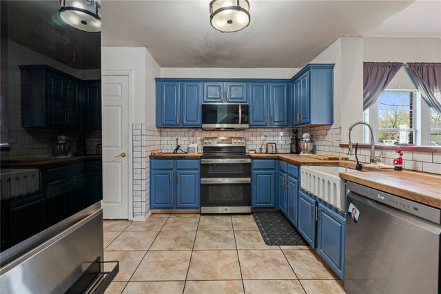 810 Maples Avenue, Mckinney, TX 75069