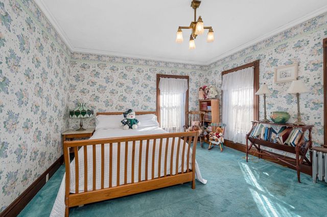 27 Sprague St, Malden, MA 02148