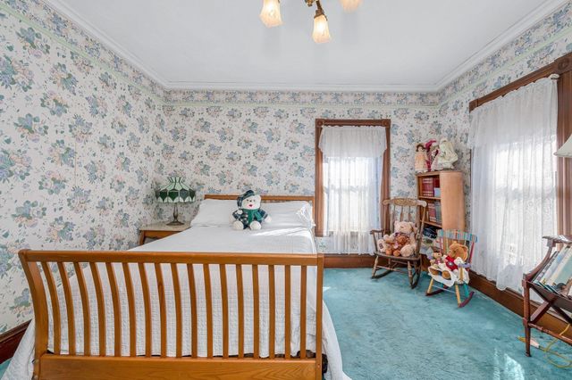 27 Sprague St, Malden, MA 02148