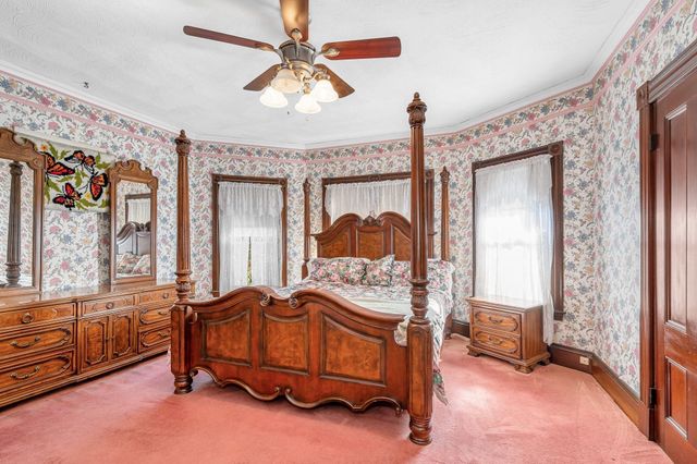 27 Sprague St, Malden, MA 02148