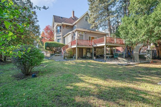 27 Sprague St, Malden, MA 02148