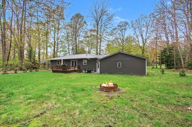 18412 148th Avenue, Spring Lake Twp, MI 49456