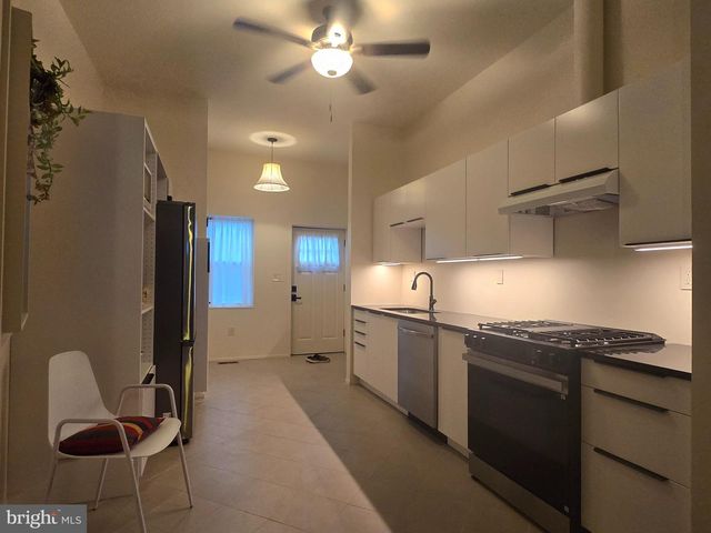 804 E NORTH AVE, Baltimore, MD 21202