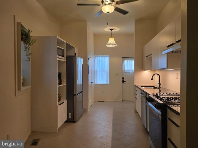 804 E NORTH AVE, Baltimore, MD 21202