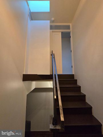 804 E NORTH AVE, Baltimore, MD 21202