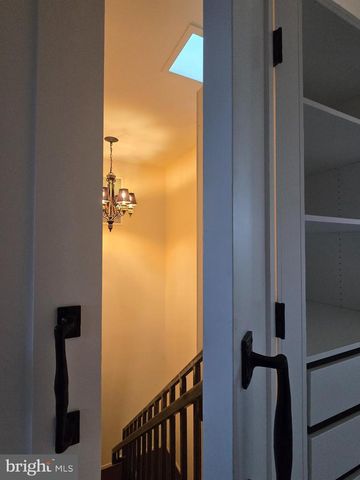804 E NORTH AVE, Baltimore, MD 21202