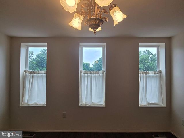 804 E NORTH AVE, Baltimore, MD 21202