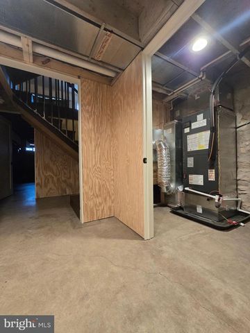 804 E NORTH AVE, Baltimore, MD 21202
