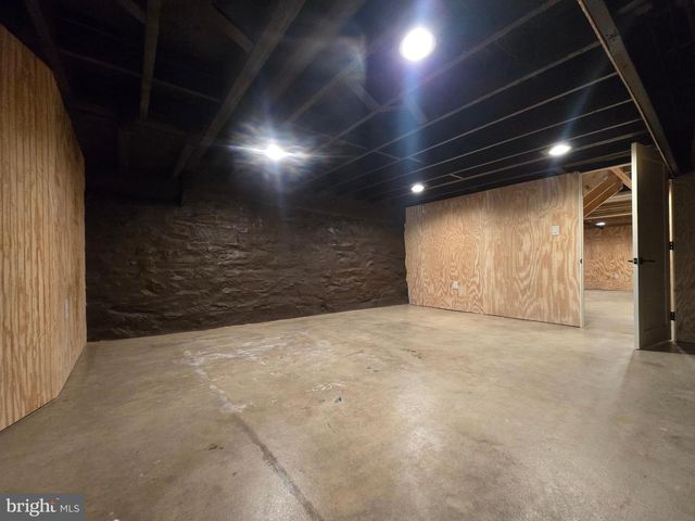 804 E NORTH AVE, Baltimore, MD 21202