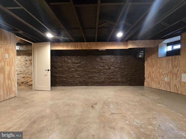 804 E NORTH AVE, Baltimore, MD 21202