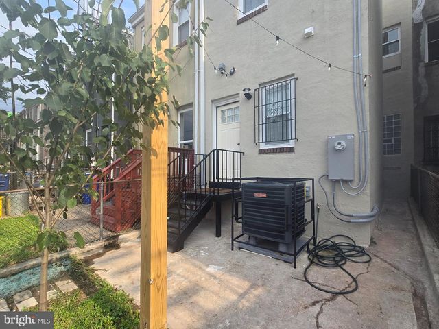 804 E NORTH AVE, Baltimore, MD 21202