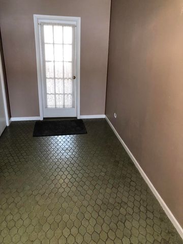 2174 W 800 N, Lake Village, IN 46349