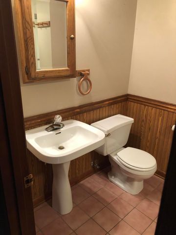 2174 W 800 N, Lake Village, IN 46349