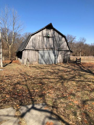 2174 W 800 N, Lake Village, IN 46349