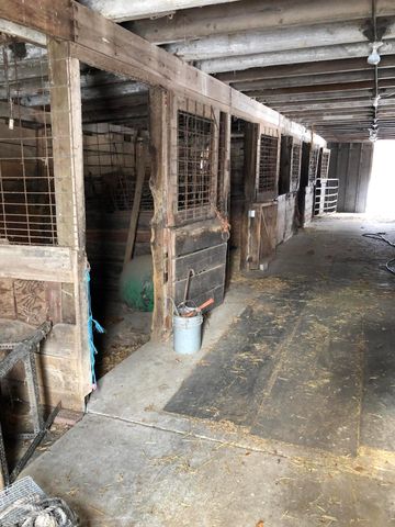 2174 W 800 N, Lake Village, IN 46349