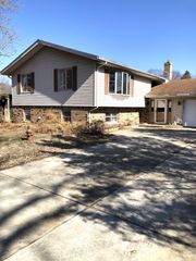 2174 W 800 N, Lake Village, IN 46349
