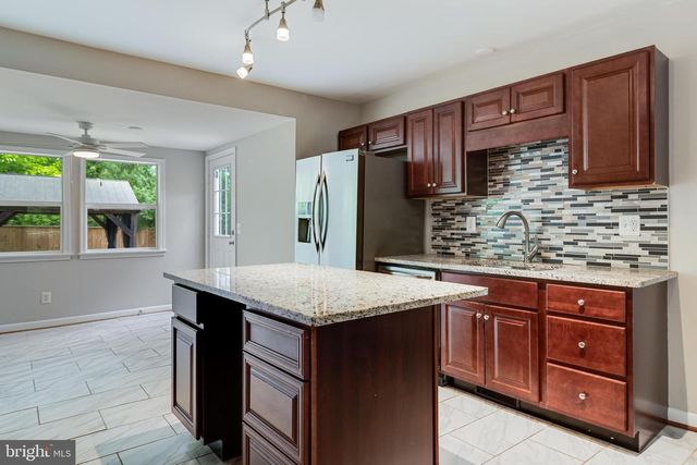 39900 GRAVES RD, Mechanicsville, MD 20659