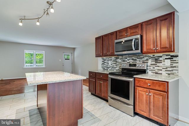 39900 GRAVES RD, Mechanicsville, MD 20659