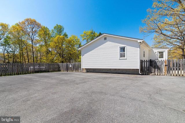 39900 GRAVES RD, Mechanicsville, MD 20659