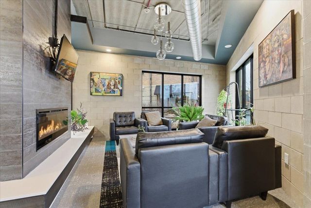 250 State St Apt 302, Cedar Falls, IA 50613