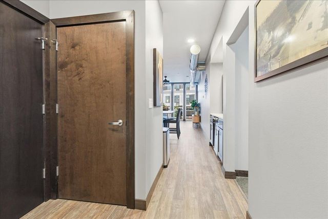 250 State St Apt 302, Cedar Falls, IA 50613