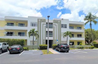 10765 SW 108th Avenue 303, Miami, FL 33176