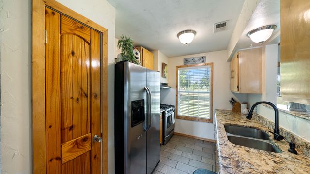 29080 State Highway 19 N, Athens, TX 75752