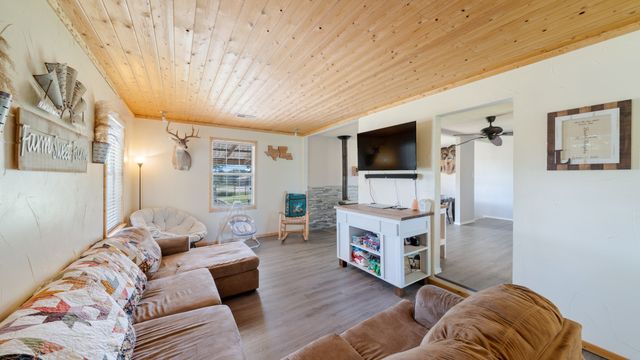 29080 State Highway 19 N, Athens, TX 75752