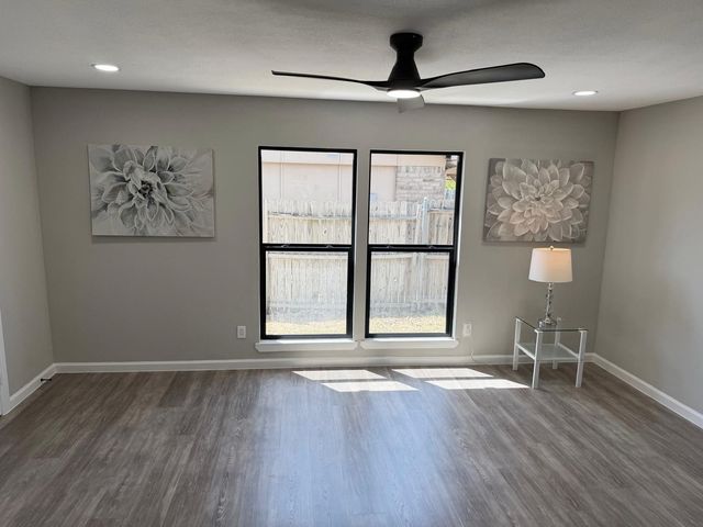 1810 Sandra Lane, Grand Prairie, TX 75052