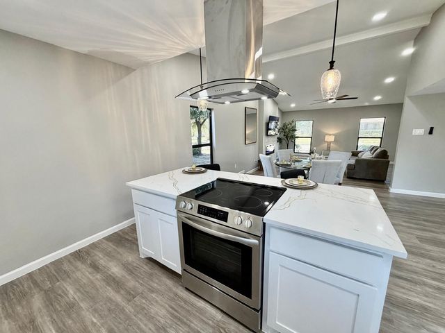 1810 Sandra Lane, Grand Prairie, TX 75052