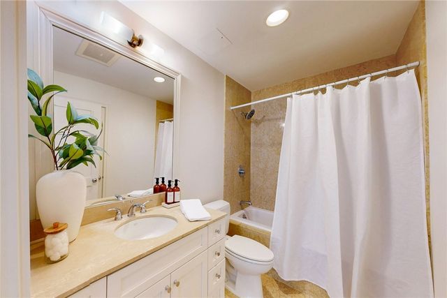 100 Exchange Street 1006, Providence, RI 02903